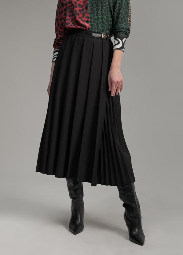 Falda plisada negro de Lola Casademunt by Maite - Imagen 2