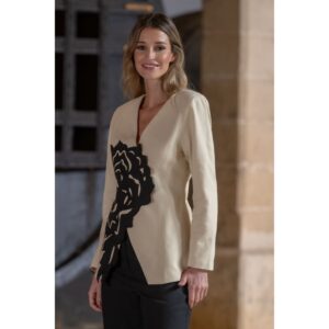 Chaqueta Flor Beige de Káhyra