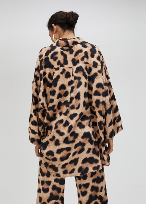 Maxi Camisa Leopardo de Lola Casademunt - Imagen 5