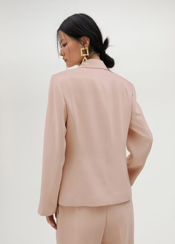 Americana Corta con Nudo Rosa Nude de Lola Casademunt by Maite - Imagen 6