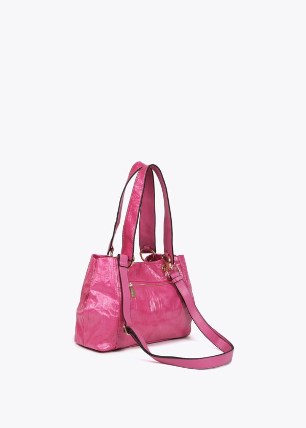 Bolso Bandolera Efecto Piel Textura Fucsia de Lola Casademunt by Maite - Imagen 4
