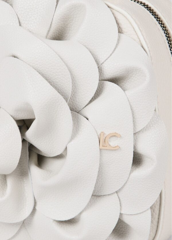 Bolso Flor Efecto Piel Crudo de Lola Casademunt - Imagen 7