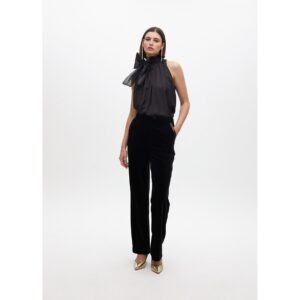 Pantalón recto traje terciopelo detalles efecto piel negro de Lola Casademunt