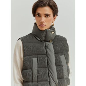 Chaleco corto acolchado de canalé de Lion Of Porches