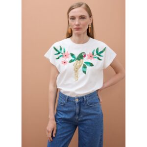 Camiseta loro con joyas de Lola Casademunt by Maite